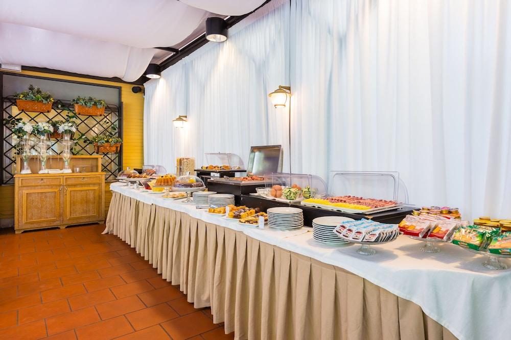 Culture Hotel Villa Capodimonte Napoli Bagian luar foto