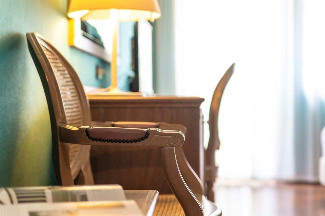 Culture Hotel Villa Capodimonte Napoli Bagian luar foto