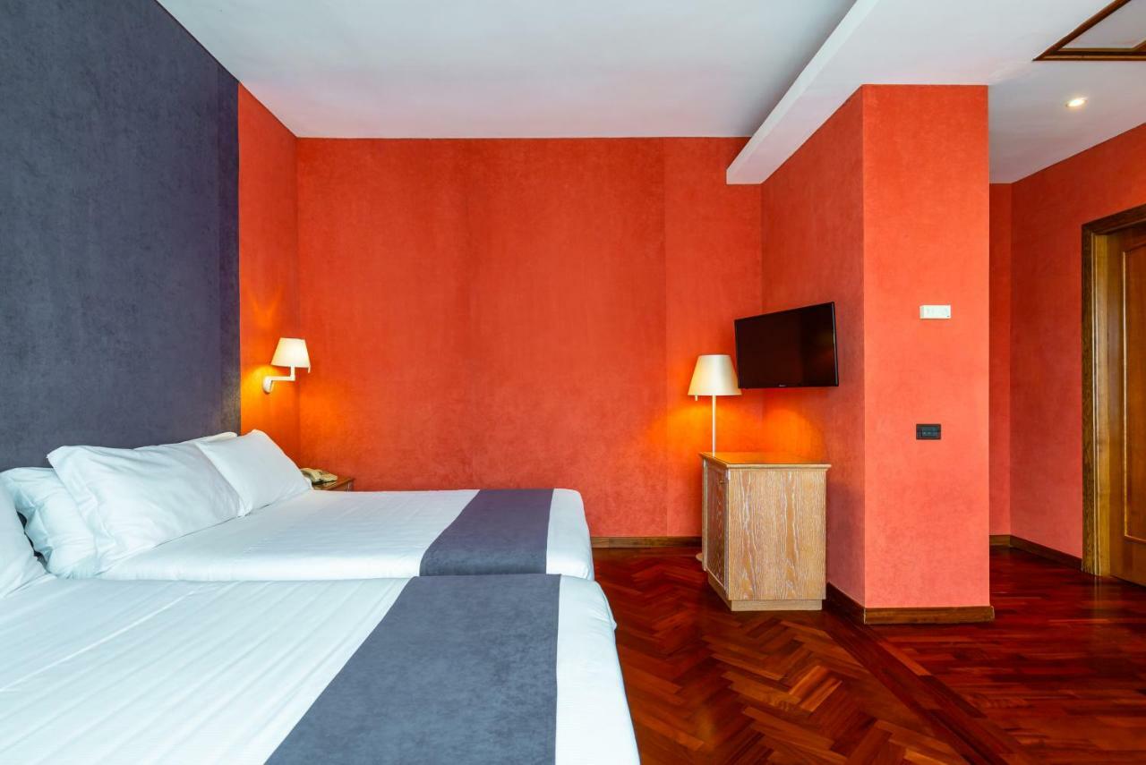 Culture Hotel Villa Capodimonte Napoli Bagian luar foto