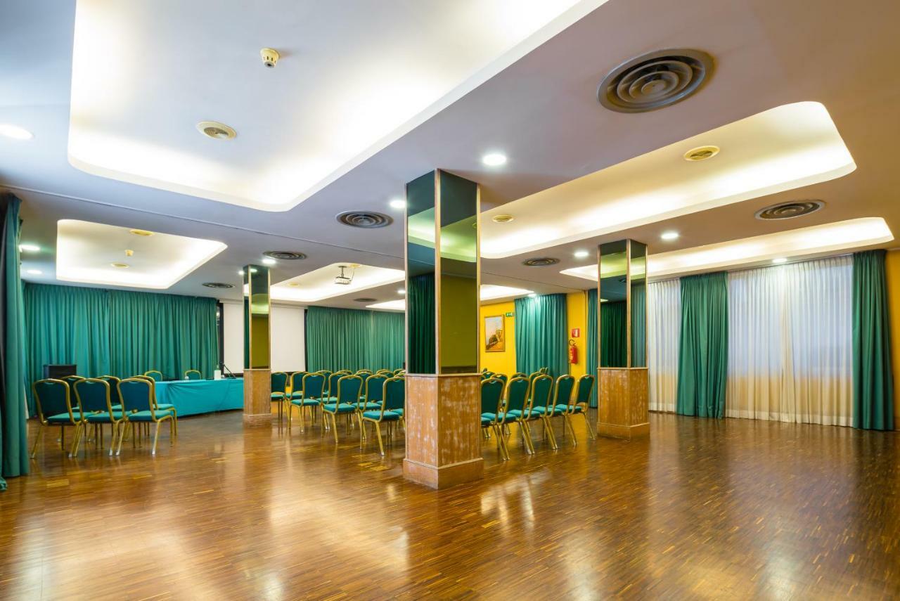 Culture Hotel Villa Capodimonte Napoli Bagian luar foto