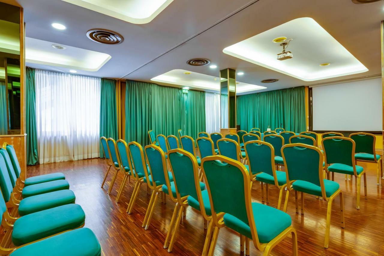 Culture Hotel Villa Capodimonte Napoli Bagian luar foto