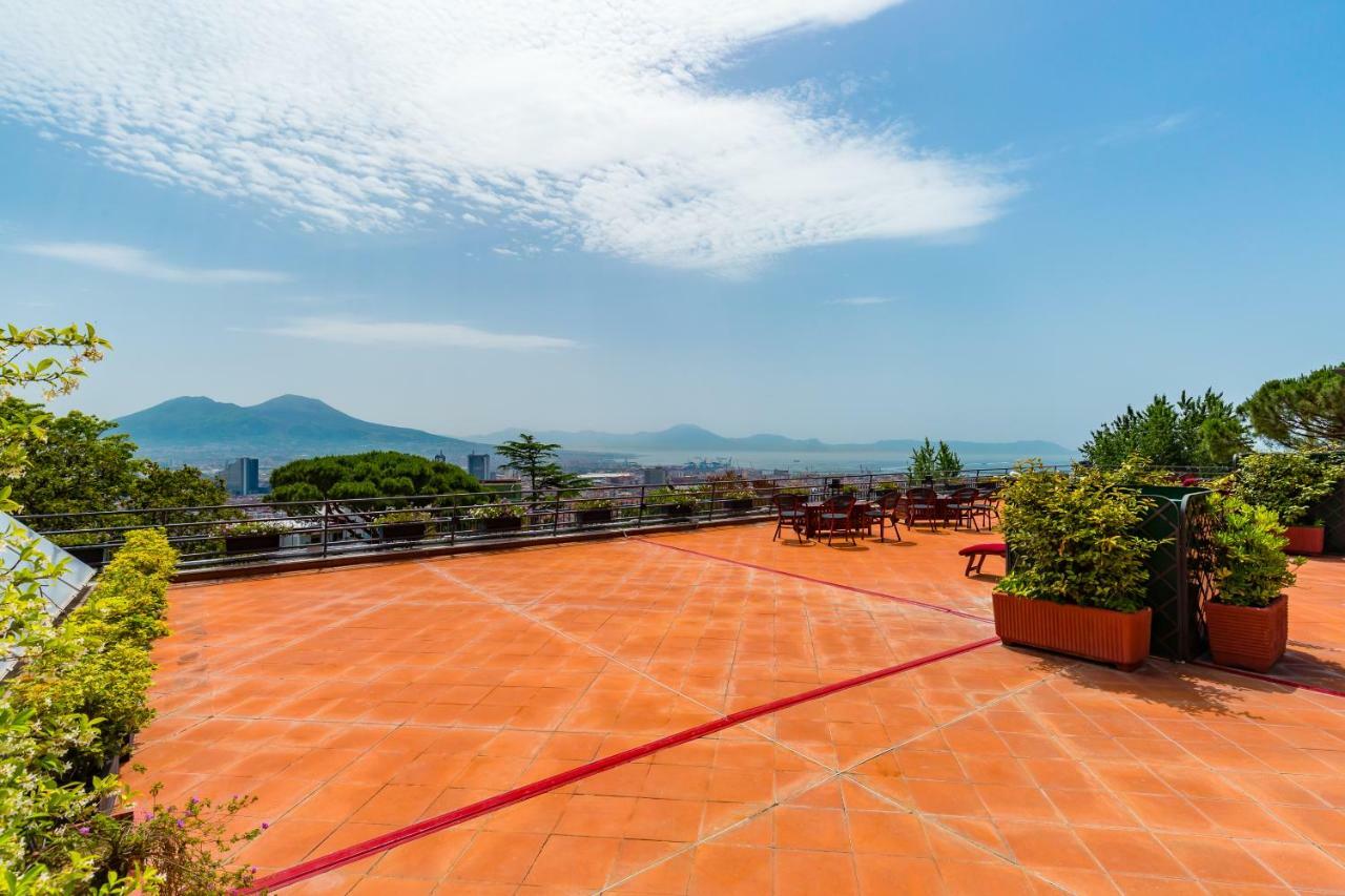 Culture Hotel Villa Capodimonte Napoli Bagian luar foto
